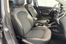 harmaa Hyundai ix35 2013 kuva 11.