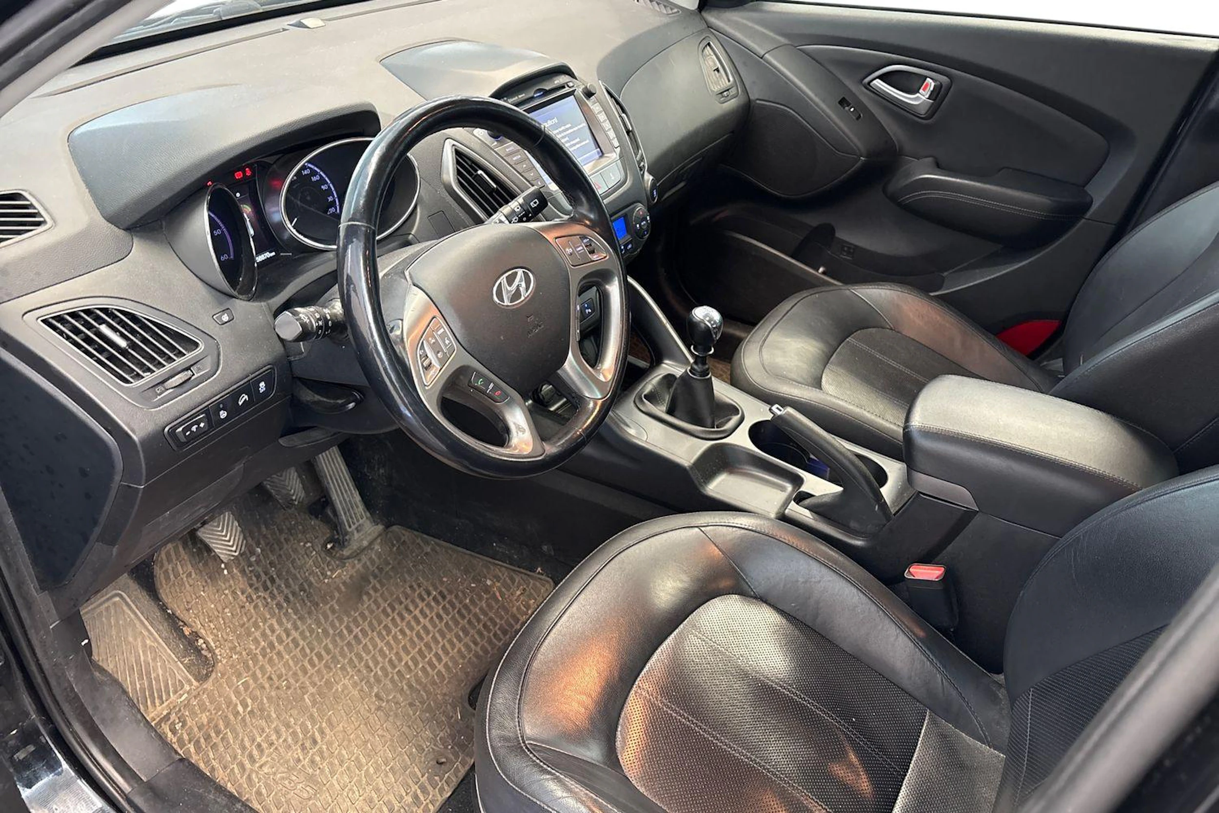 musta Hyundai ix35 2014 kuva 3.