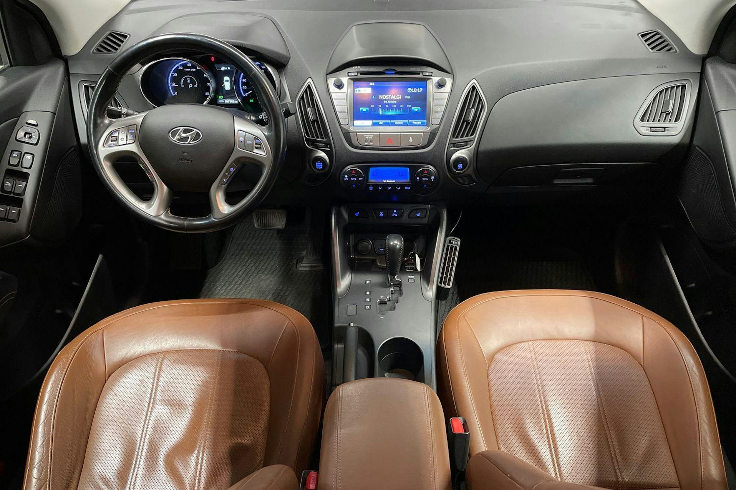 ruskea (beige) Hyundai ix35 2014 kuva 7.