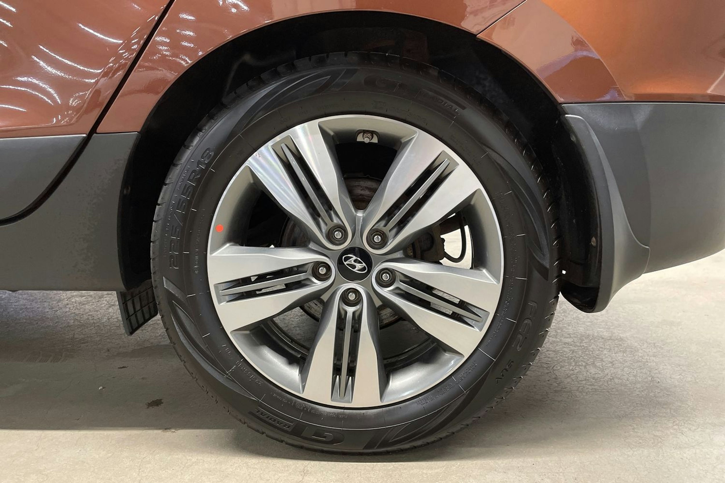ruskea (beige) Hyundai ix35 2014 kuva 9.