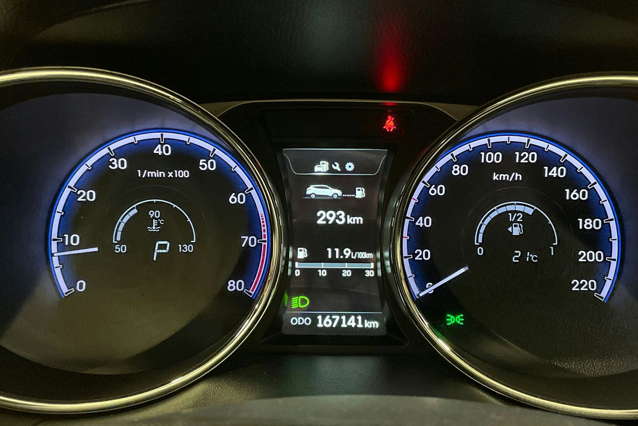 ruskea (beige) Hyundai ix35 2014 kuva 13.