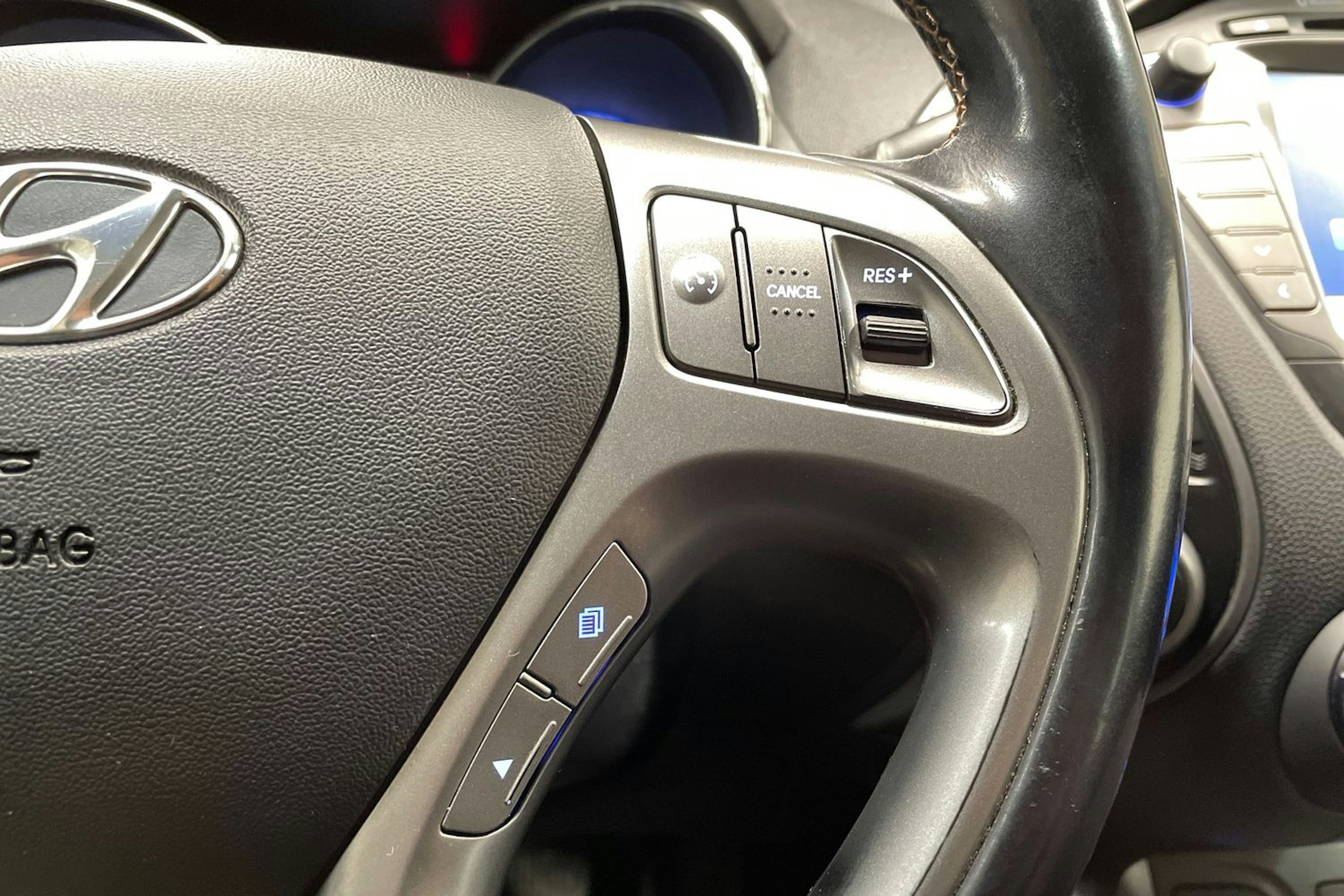 ruskea (beige) Hyundai ix35 2014 kuva 18.