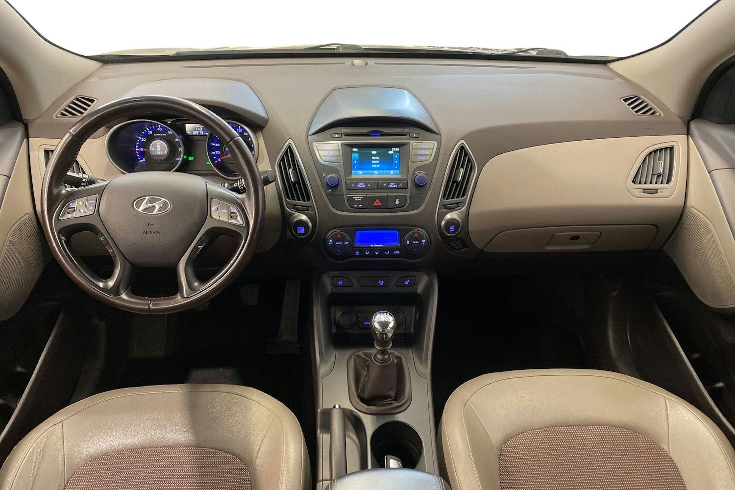 hopea Hyundai ix35 2015 kuva 9.