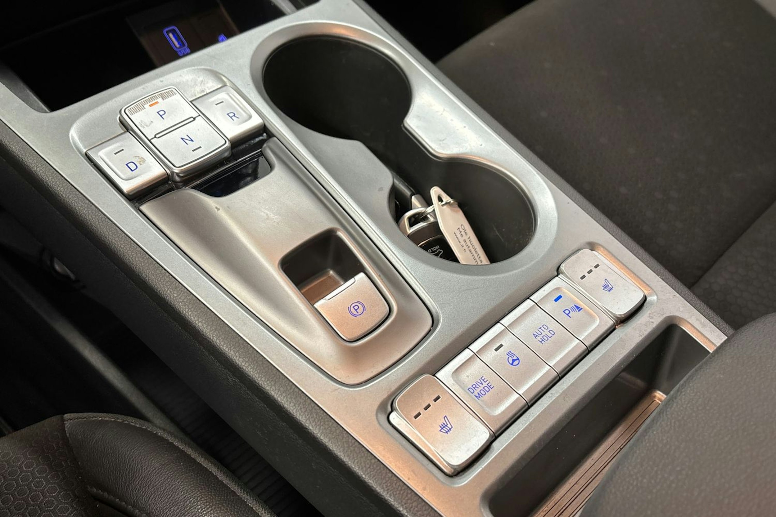 sininen Hyundai KONA 2019 kuva 25.