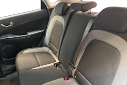 valkoinen Hyundai KONA 2019 kuva 8.