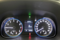 valkoinen Hyundai KONA 2019 kuva 14.