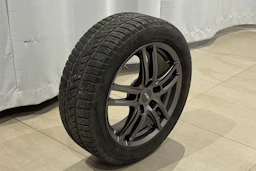 punainen Hyundai KONA 2019 kuva 11.