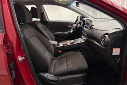 punainen Hyundai KONA 2019 kuva 13.