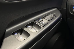punainen Hyundai KONA 2019 kuva 15.
