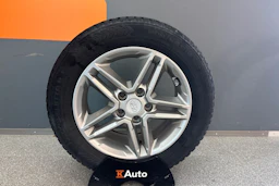 valkoinen Hyundai KONA 2019 kuva 10.
