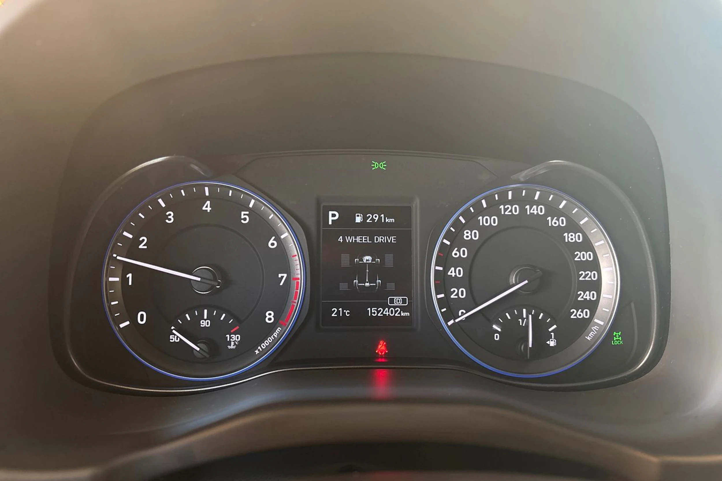valkoinen Hyundai KONA 2019 kuva 14.