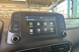 valkoinen Hyundai KONA 2019 kuva 18.