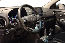 sininen Hyundai KONA 2019 kuva 11.
