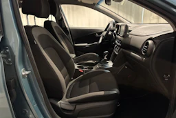 sininen Hyundai KONA 2019 kuva 20.