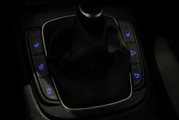 sininen Hyundai KONA 2019 kuva 30.