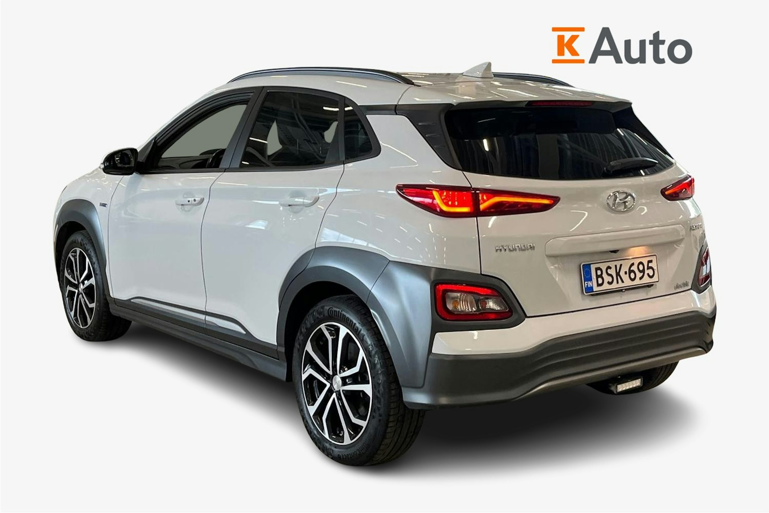 valkoinen Hyundai KONA 2020 kuva 2.