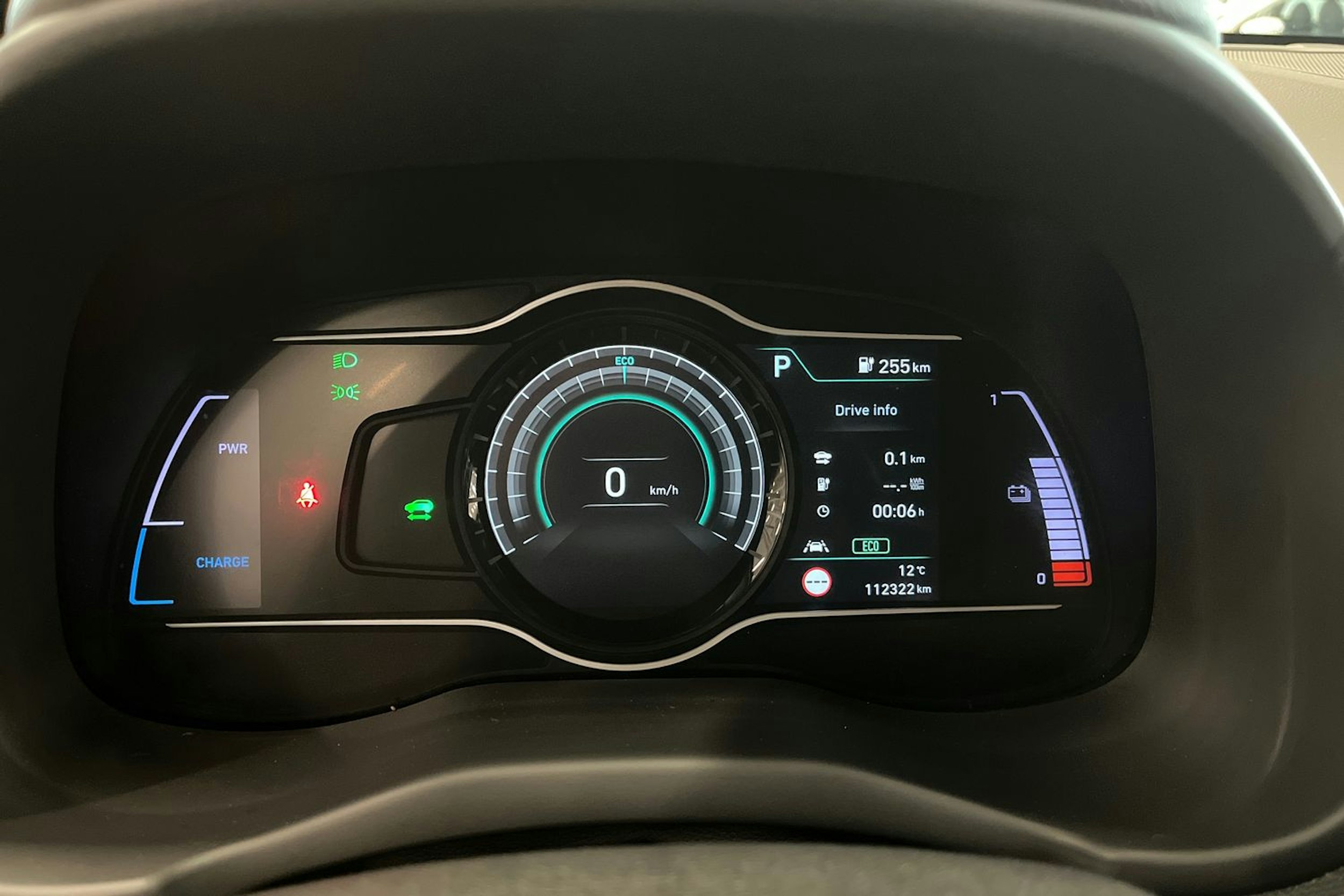 valkoinen Hyundai KONA 2020 kuva 15.
