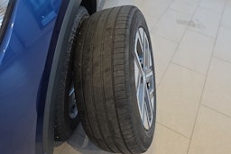 sininen Hyundai KONA 2021 kuva 15.