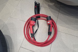 sininen Hyundai KONA 2021 kuva 18.