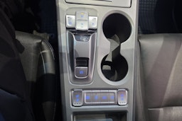 sininen Hyundai KONA 2021 kuva 23.