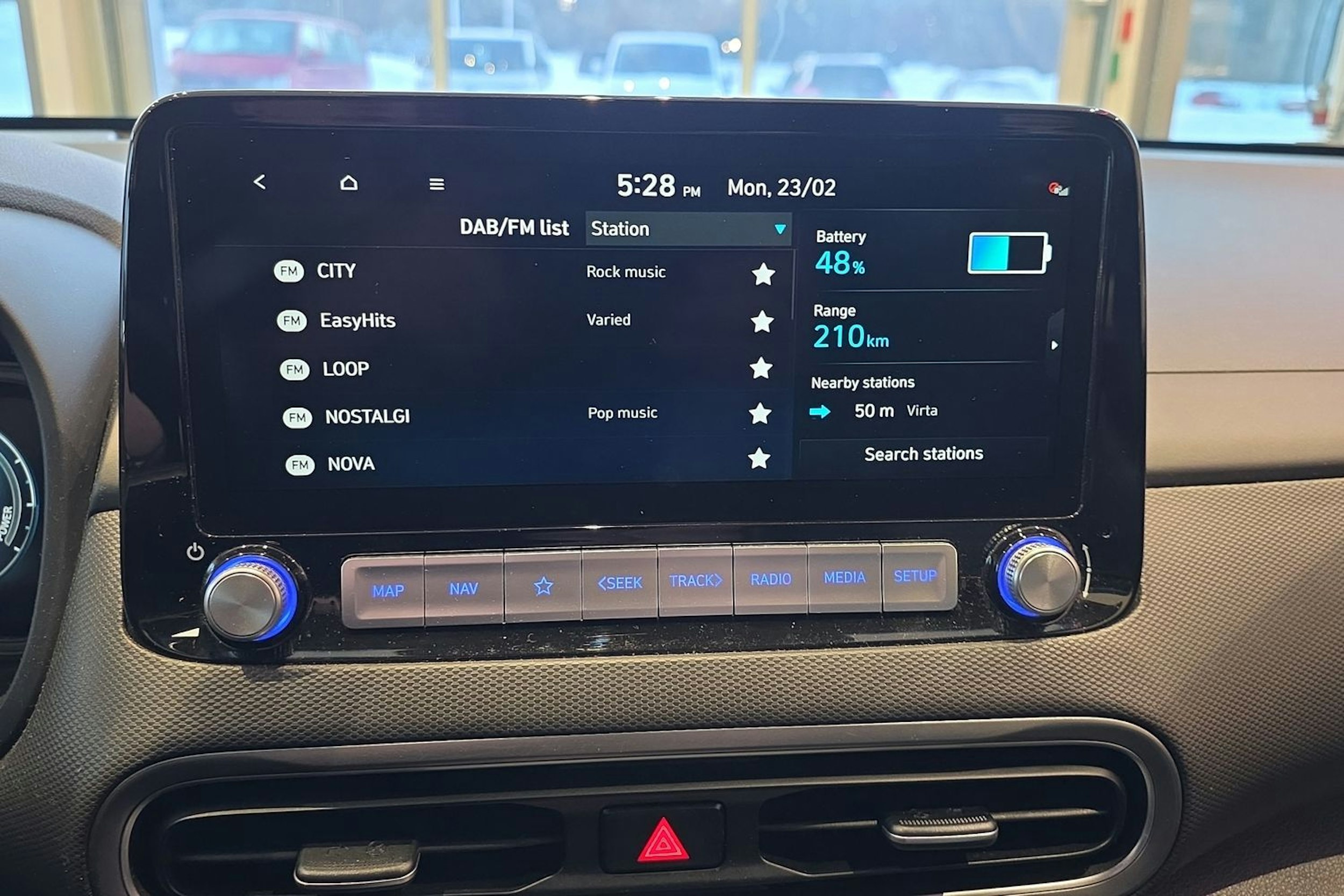 sininen Hyundai KONA 2021 kuva 25.