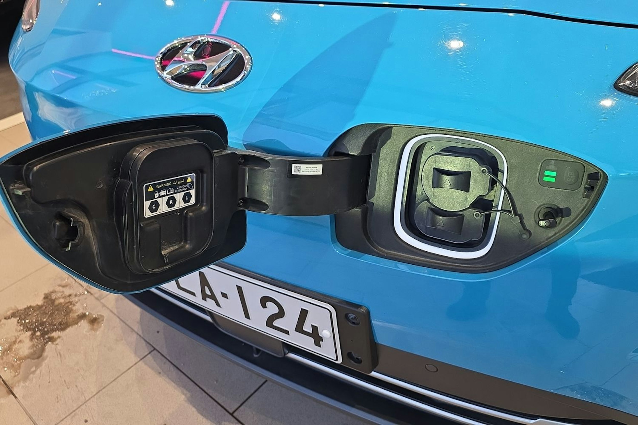 sininen Hyundai KONA 2021 kuva 32.