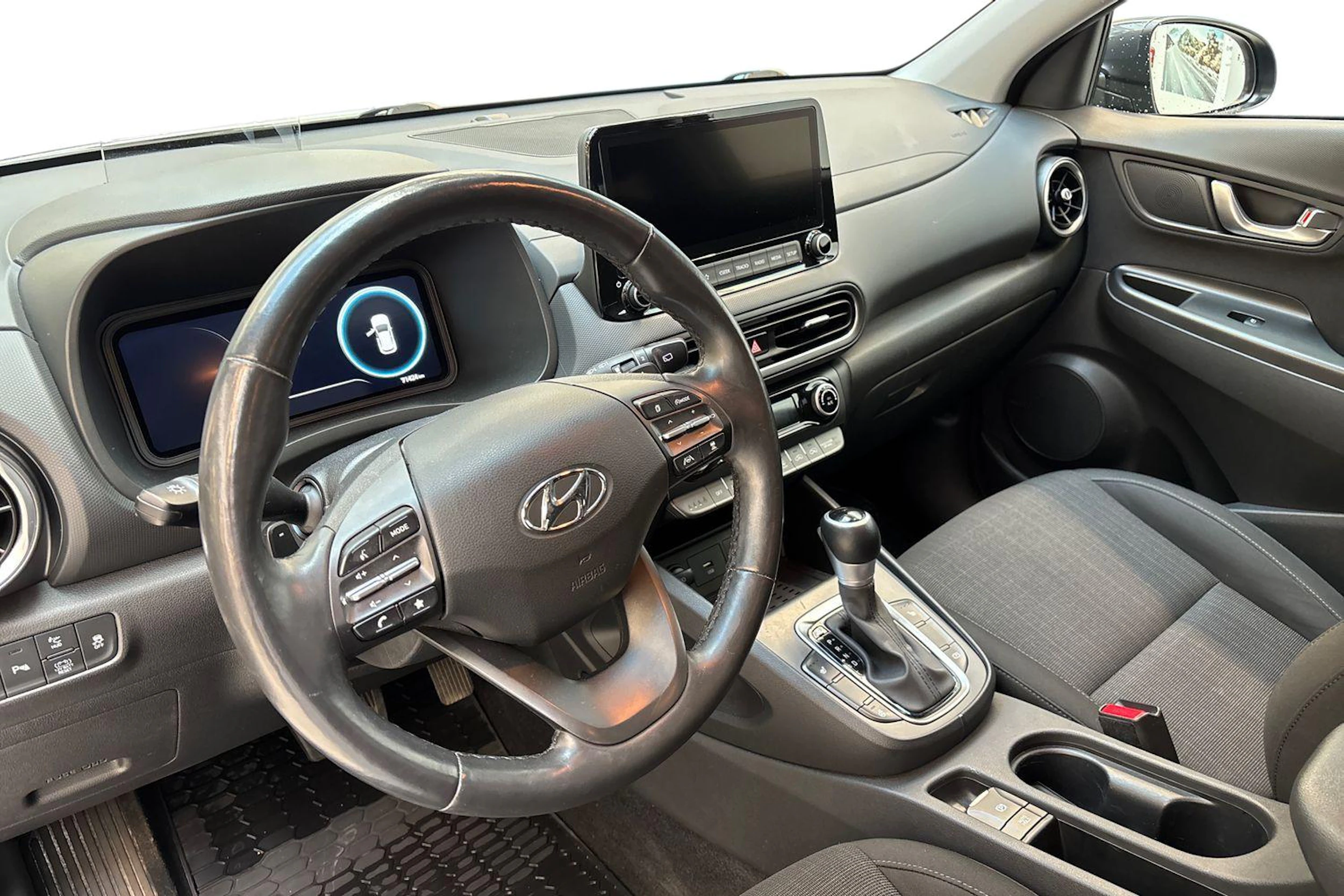 harmaa Hyundai KONA 2021 kuva 8.