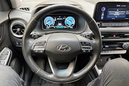 harmaa Hyundai KONA 2021 kuva 19.