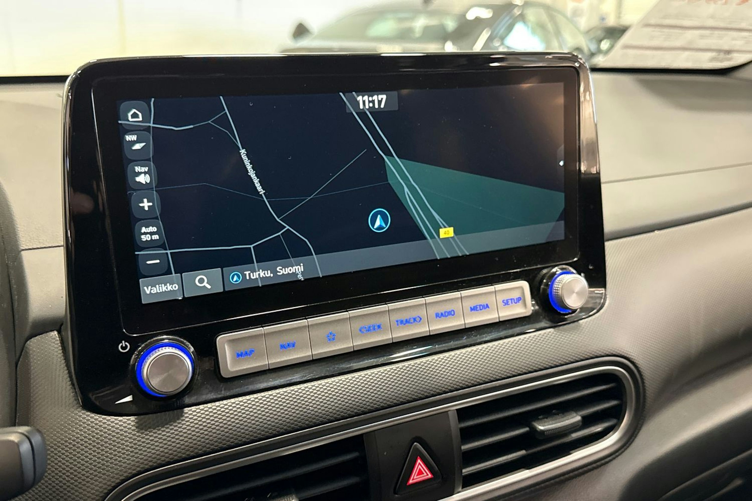 harmaa Hyundai KONA 2021 kuva 23.