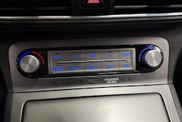 harmaa Hyundai KONA 2021 kuva 26.