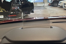 punainen Hyundai KONA 2022 kuva 26.