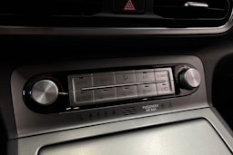 punainen Hyundai KONA 2023 kuva 27.