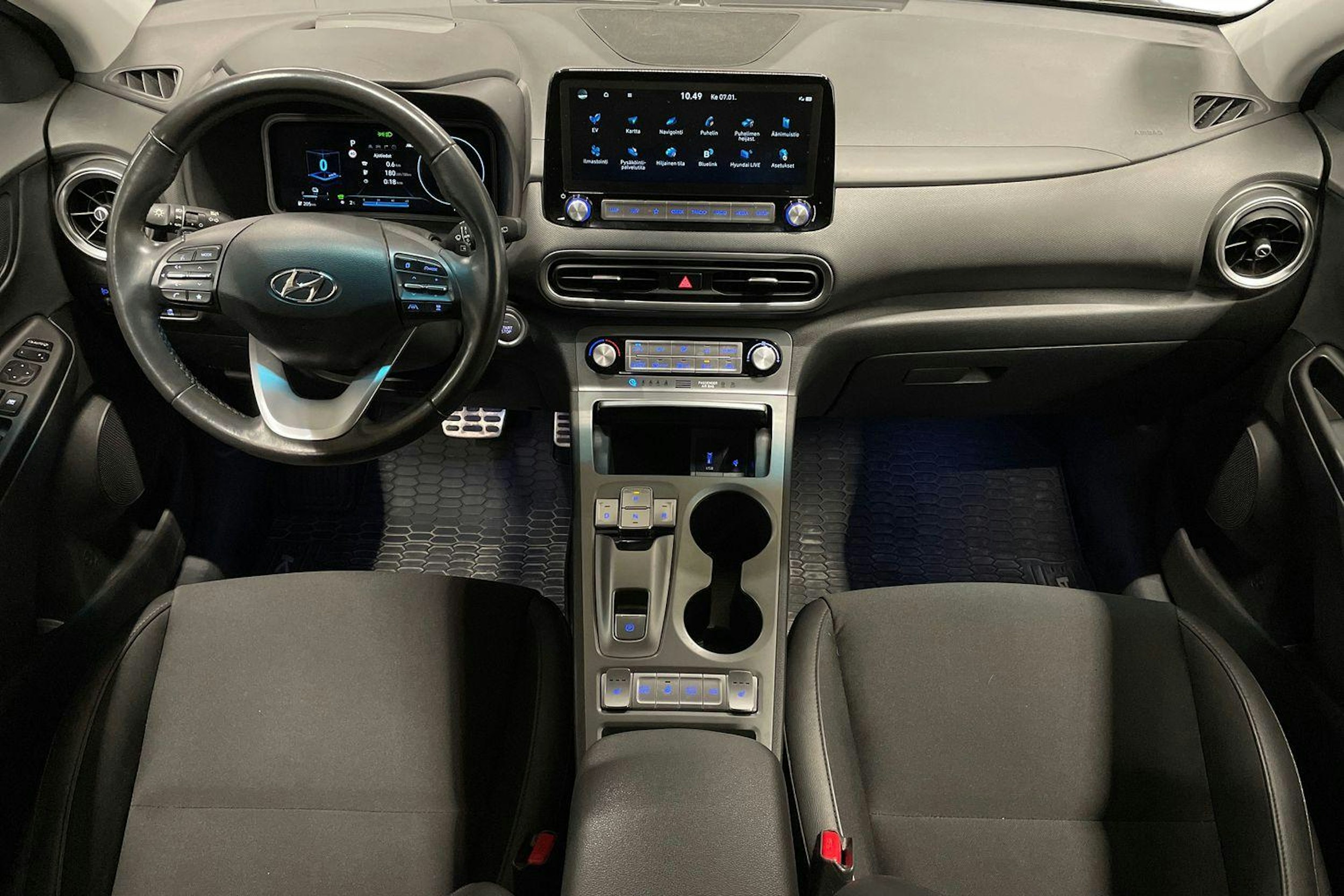 met. harmaa Hyundai KONA 2023 kuva 9.