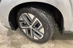 met. harmaa Hyundai KONA 2023 kuva 13.