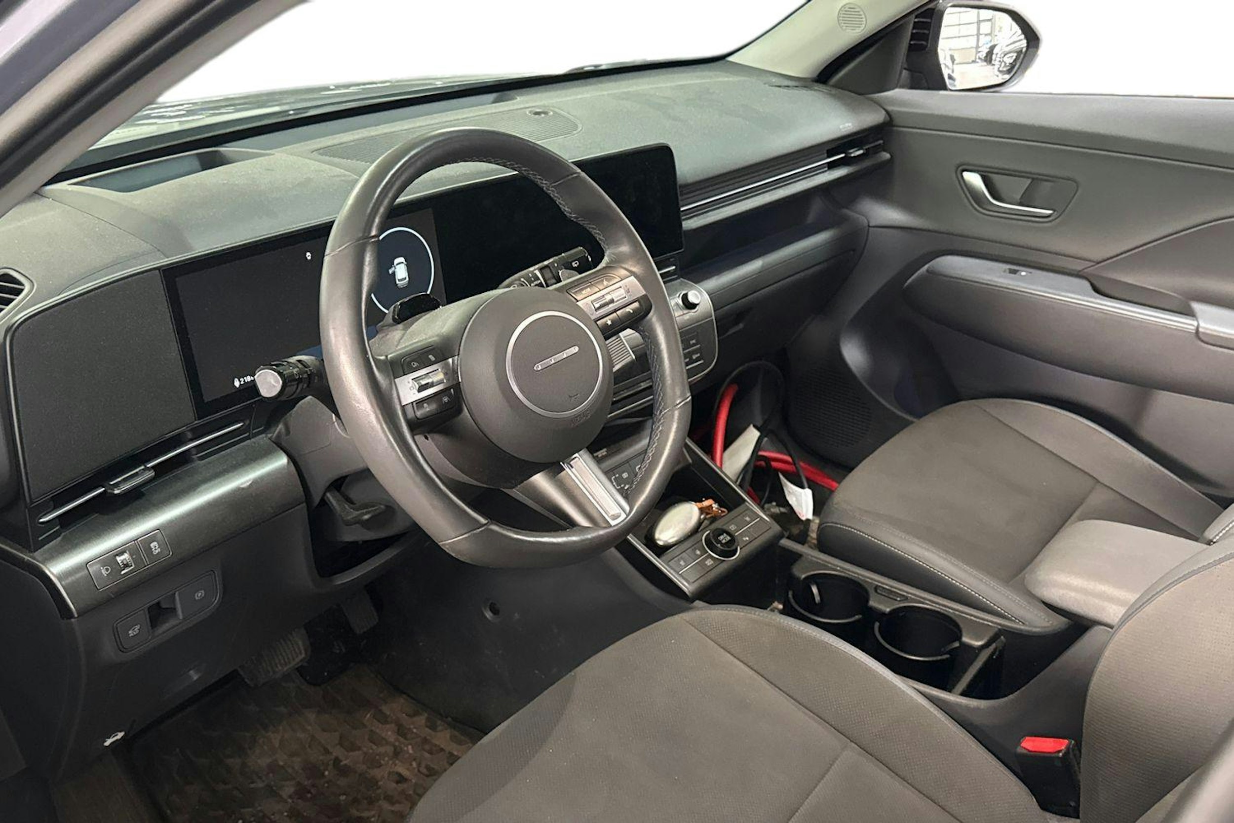 sininen Hyundai KONA Electric 2023 kuva 3.