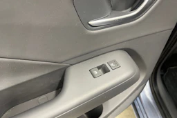 sininen Hyundai KONA Electric 2024 kuva 23.