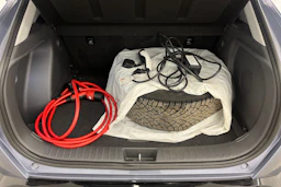 sininen Hyundai KONA Electric 2024 kuva 25.