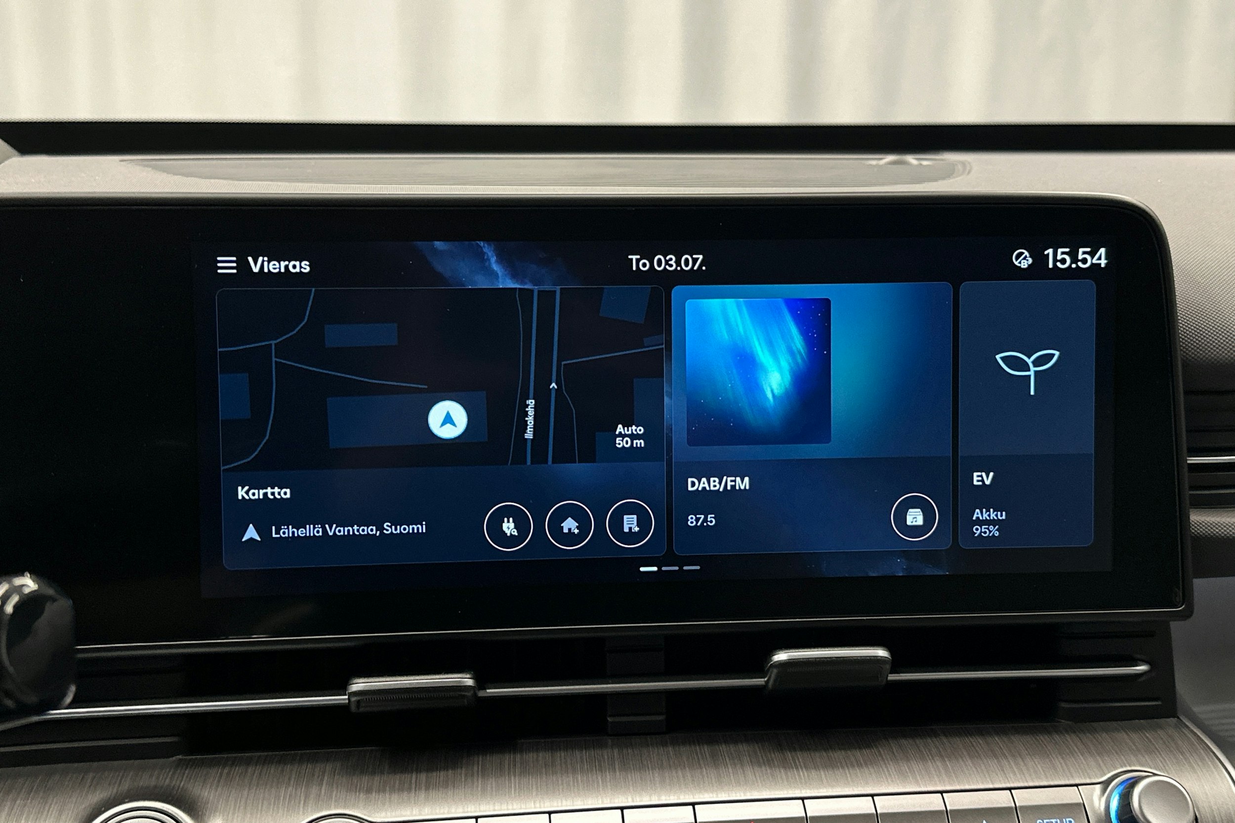 harmaa Hyundai KONA Electric 2024 kuva 24.