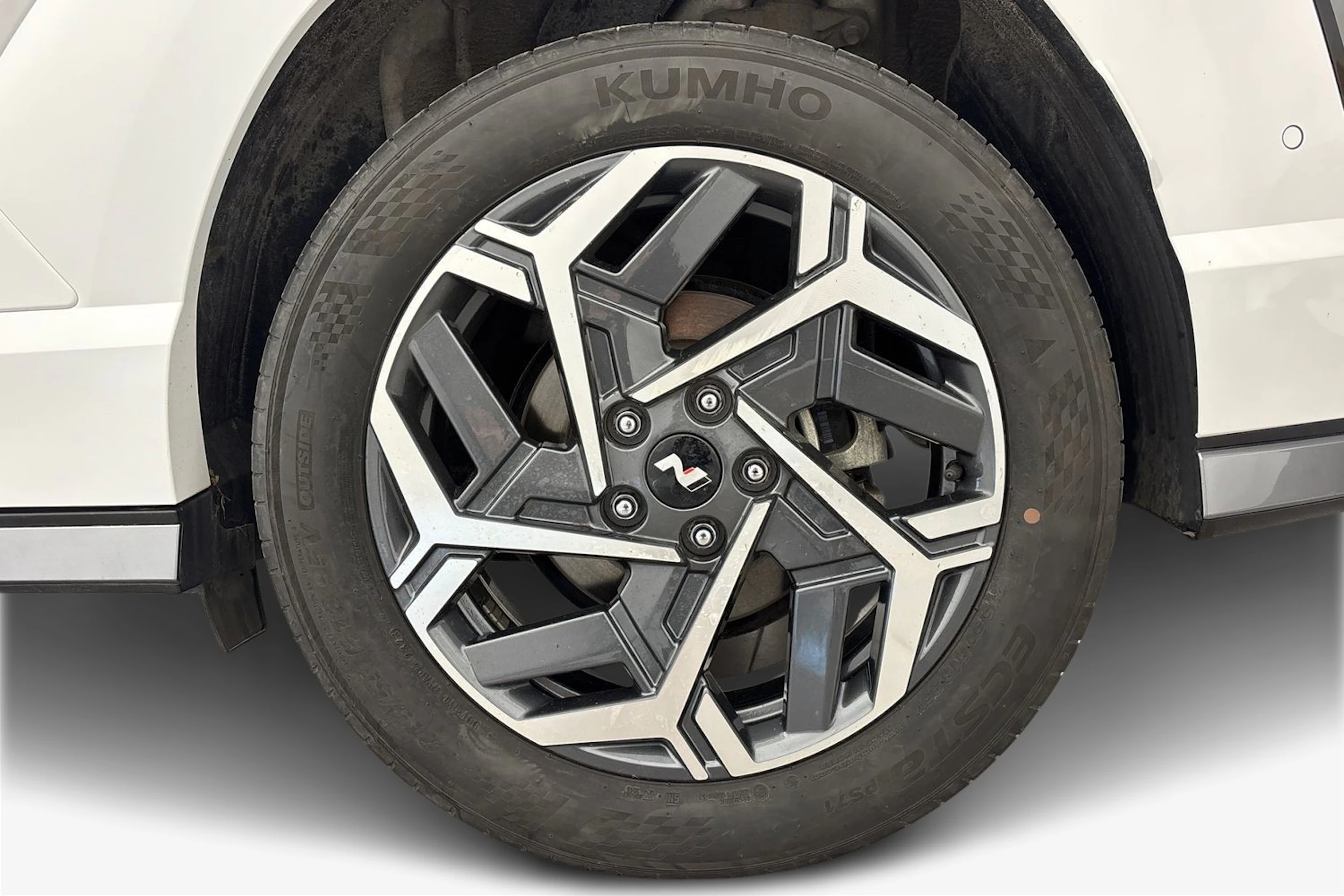 valkoinen Hyundai KONA Hybrid 2024 kuva 12.