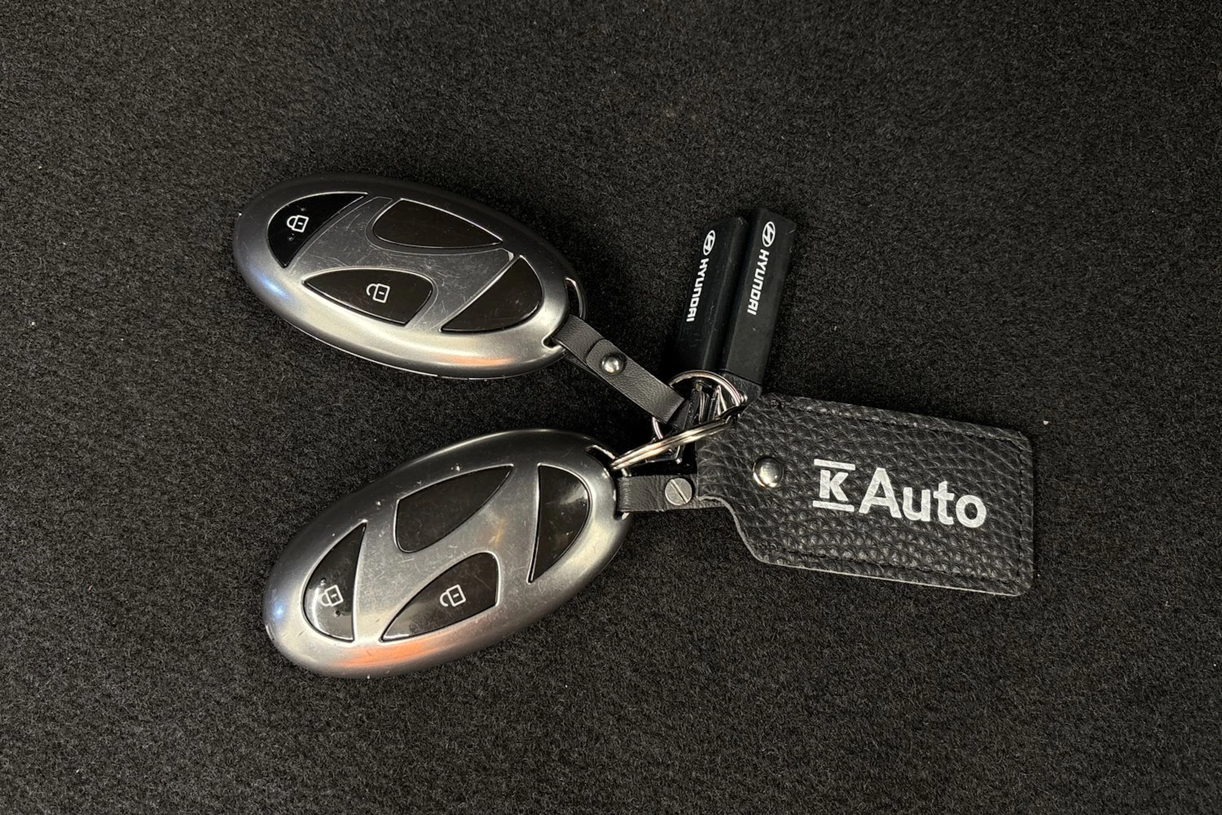 valkoinen Hyundai KONA Hybrid 2024 kuva 28.