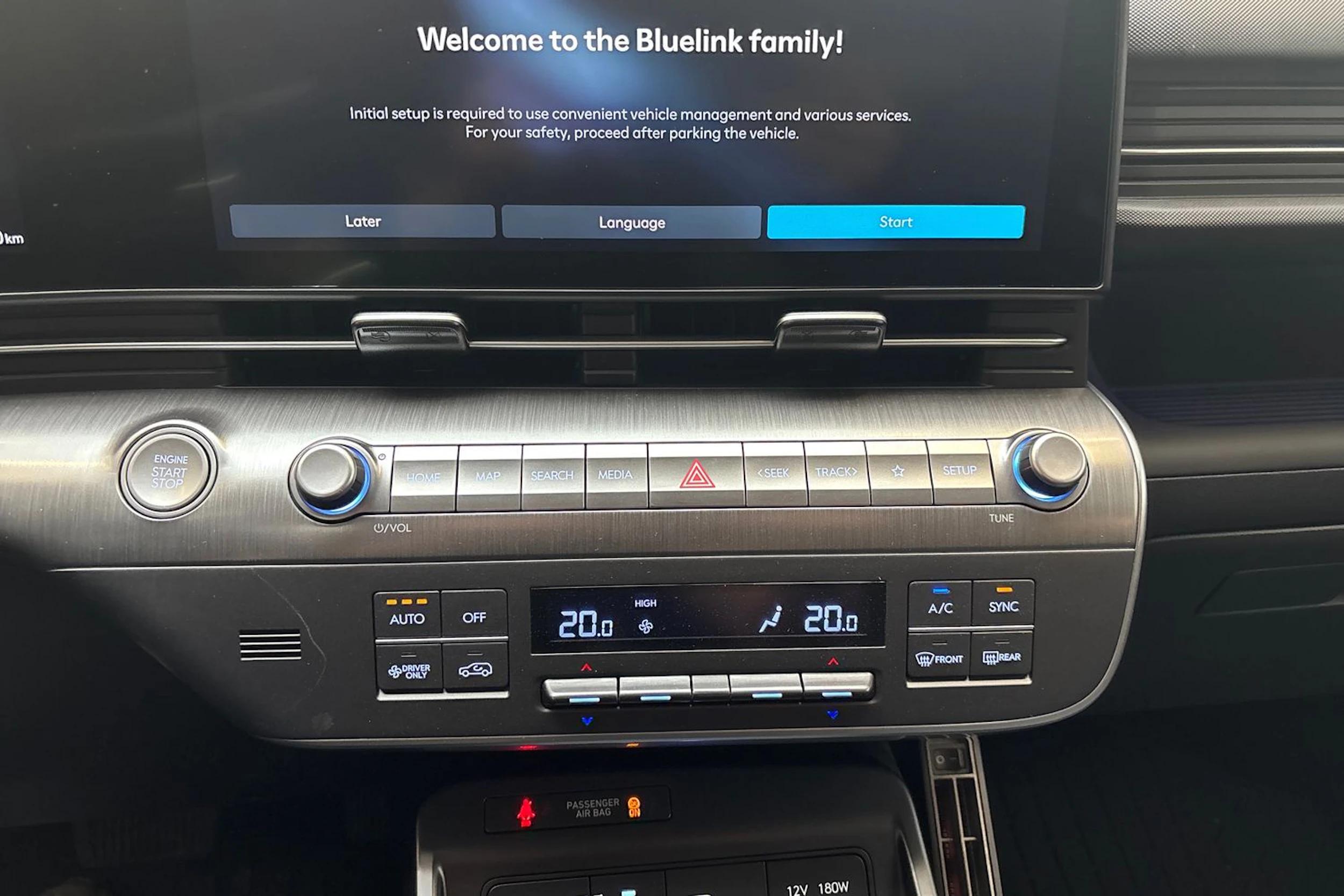 punainen Hyundai KONA Hybrid 2024 kuva 22.
