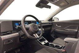 valkoinen Hyundai KONA Hybrid 2025 kuva 7.