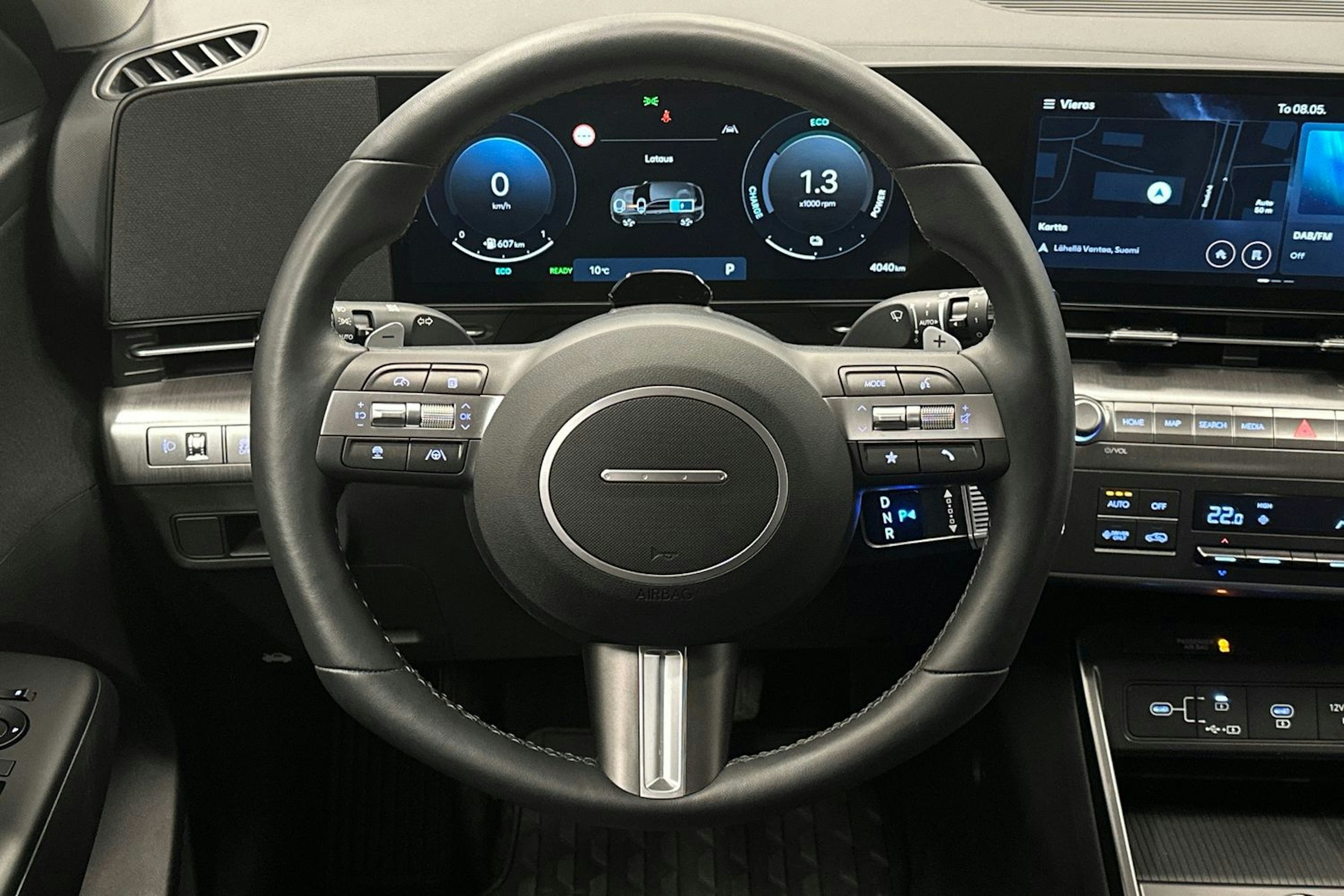 valkoinen Hyundai KONA Hybrid 2025 kuva 14.