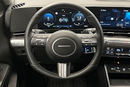 valkoinen Hyundai KONA Hybrid 2025 kuva 14.