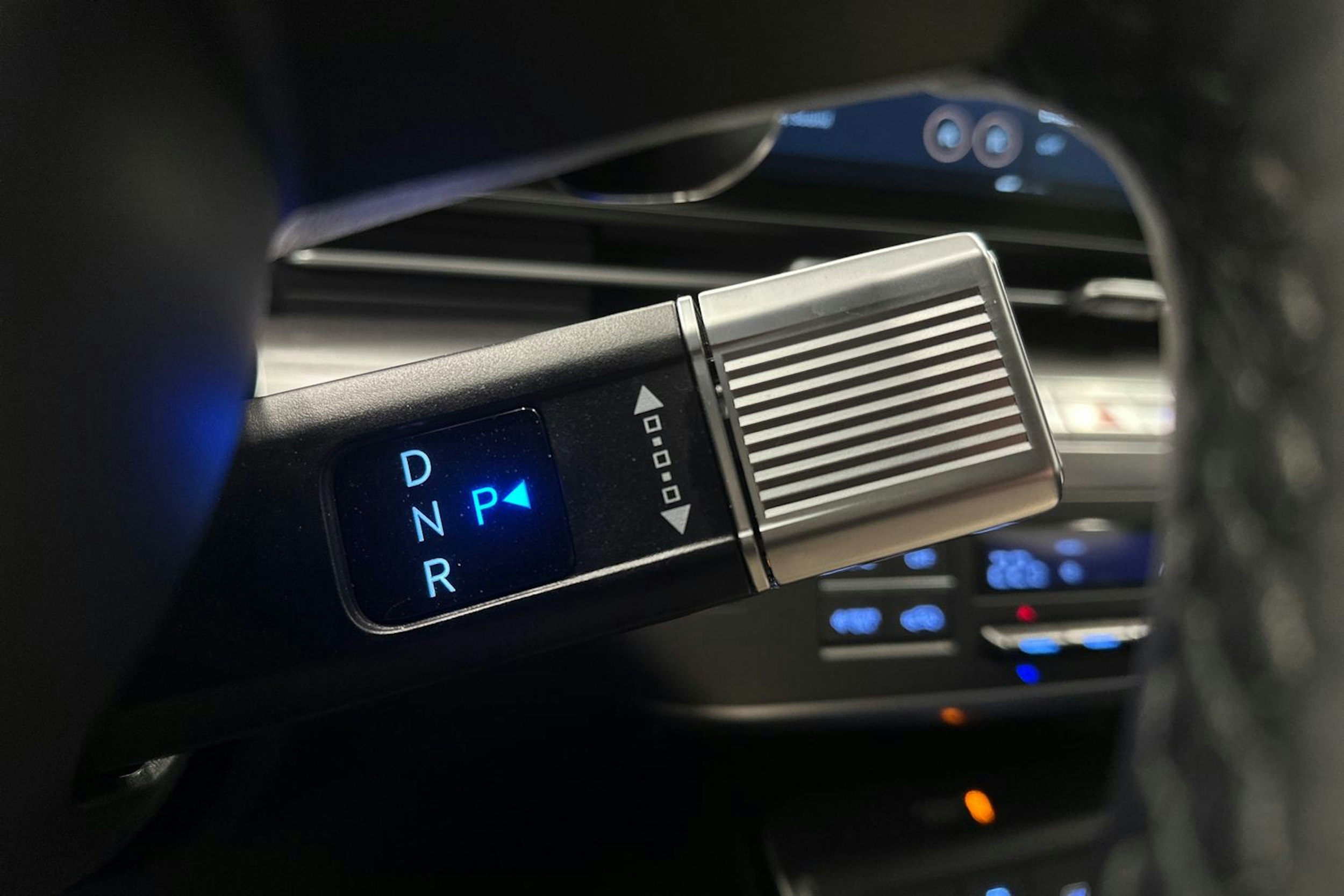 valkoinen Hyundai KONA Hybrid 2025 kuva 17.