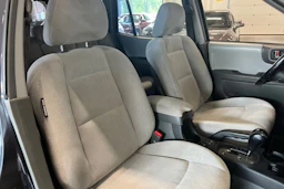 sininen Hyundai Santa Fe 2006 kuva 14.