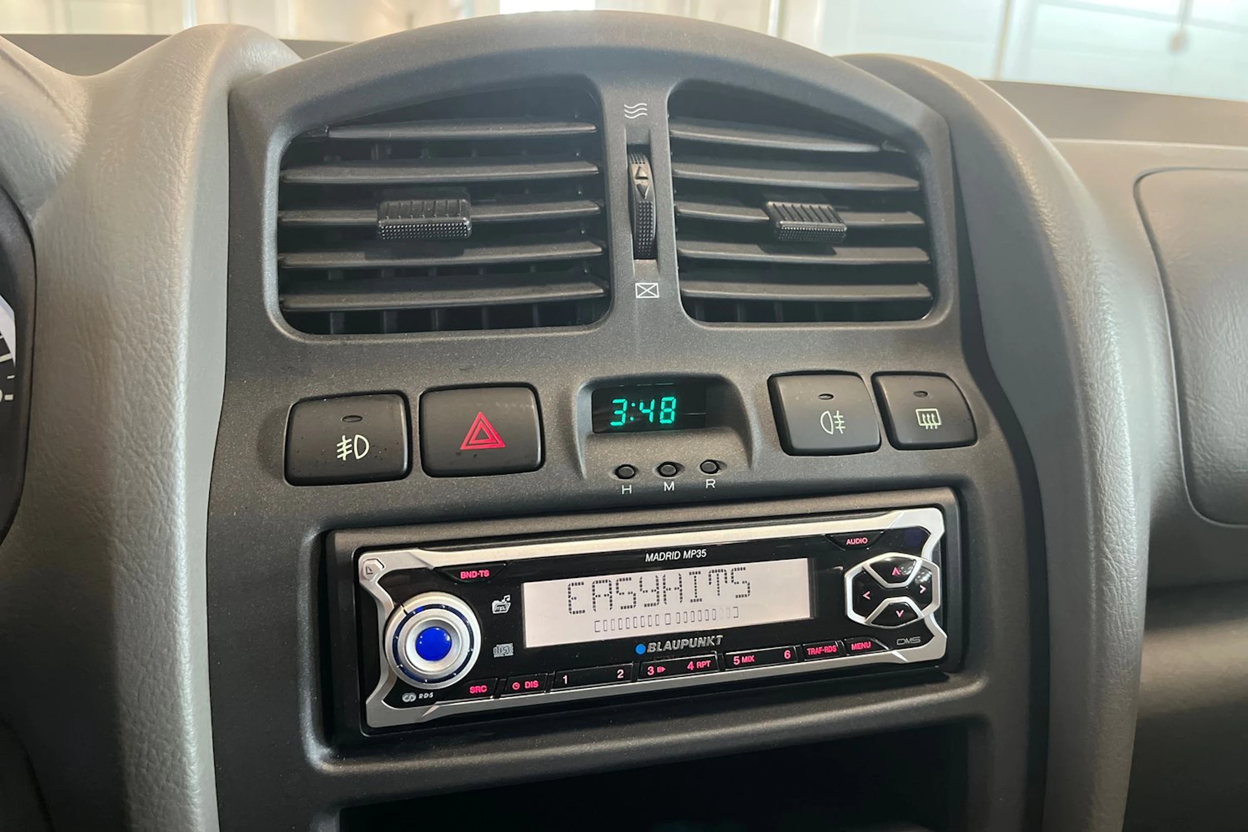 sininen Hyundai Santa Fe 2006 kuva 17.