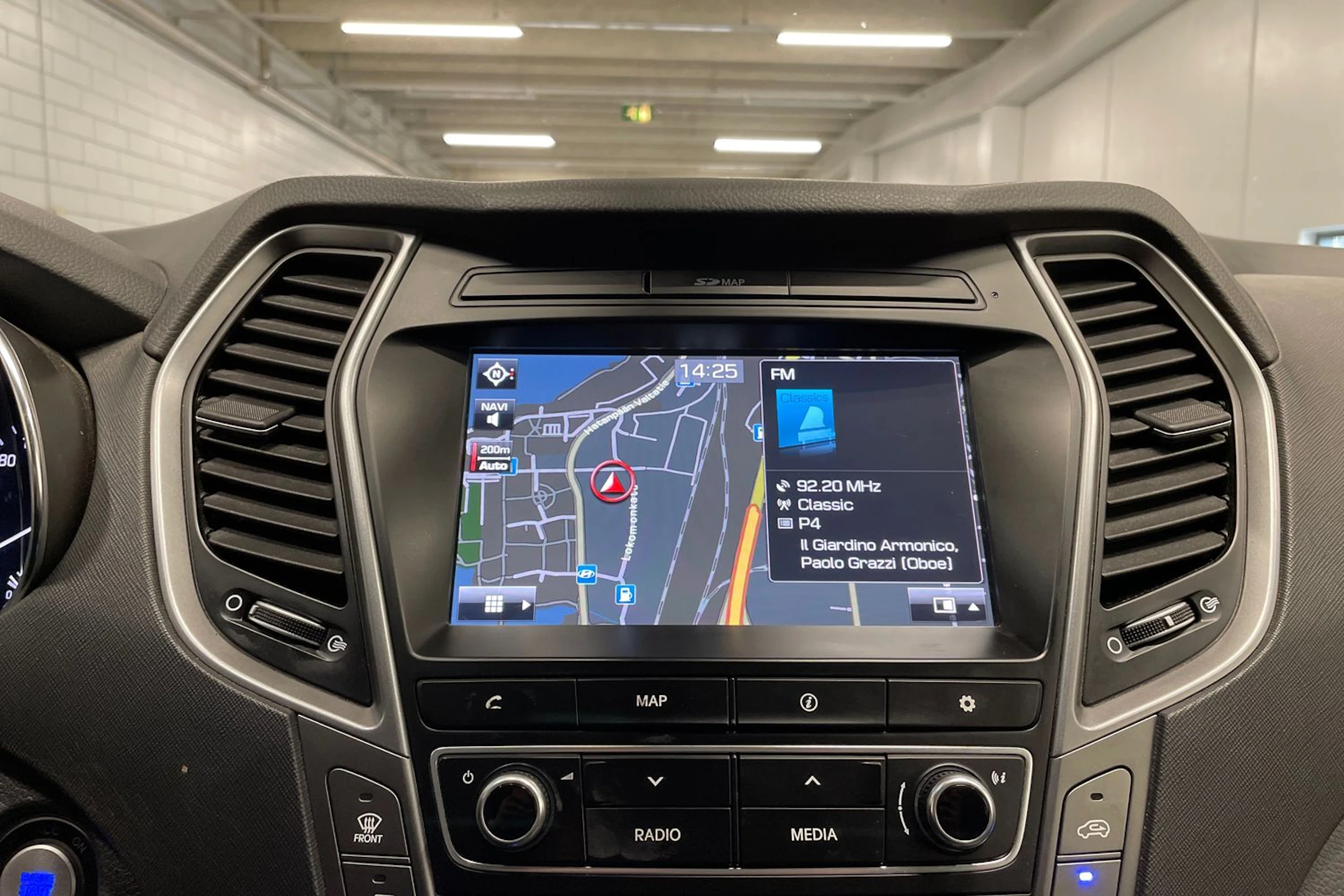 hopea Hyundai Santa Fe 2017 kuva 17.