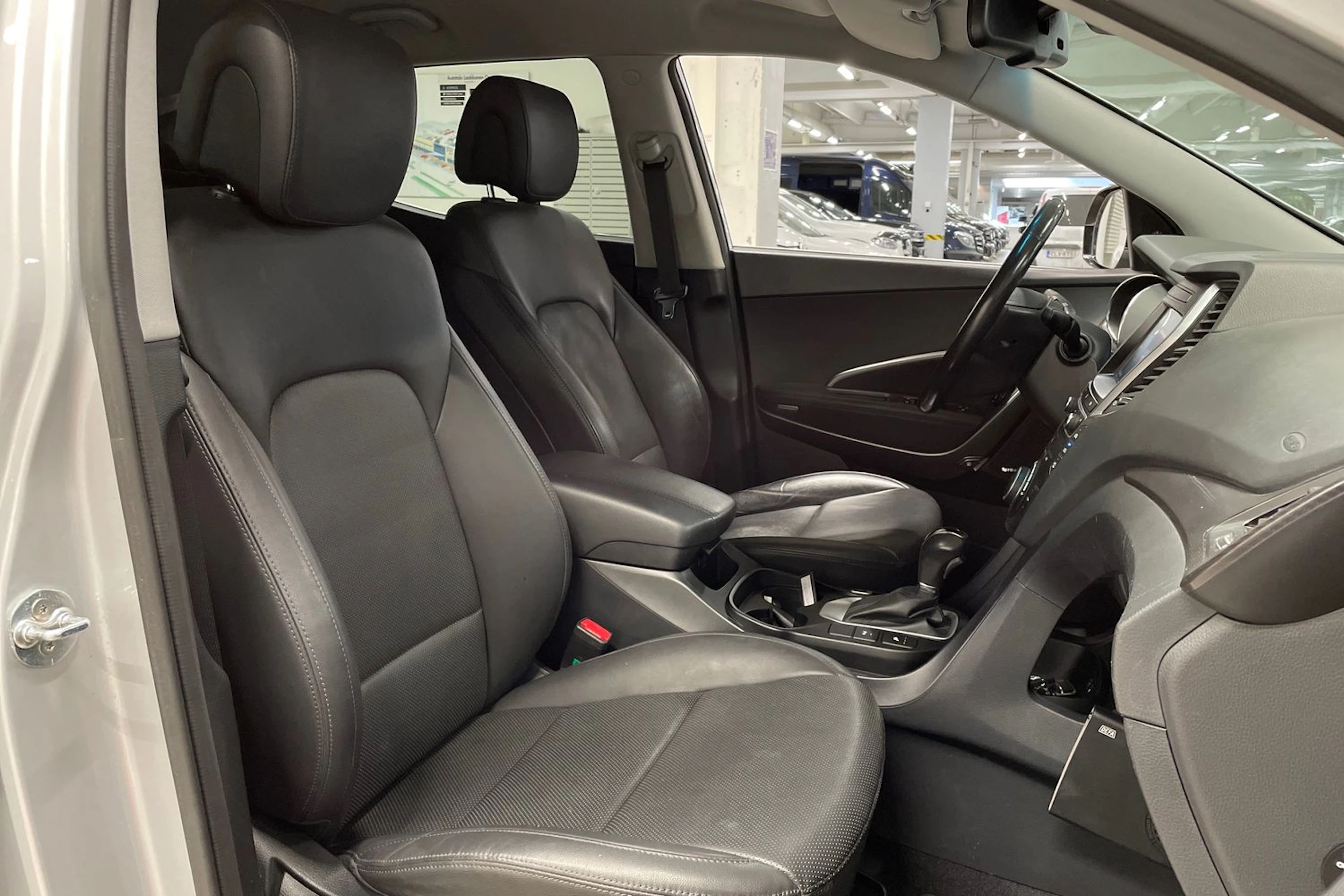 hopea Hyundai Santa Fe 2017 kuva 27.