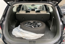 musta Hyundai Santa Fe 2023 kuva 30.